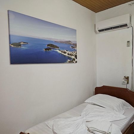 Vila Mulla Ksamil Exteriör bild